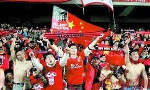 欧美久久综合(欧美致敬很多经典的黑白mv)